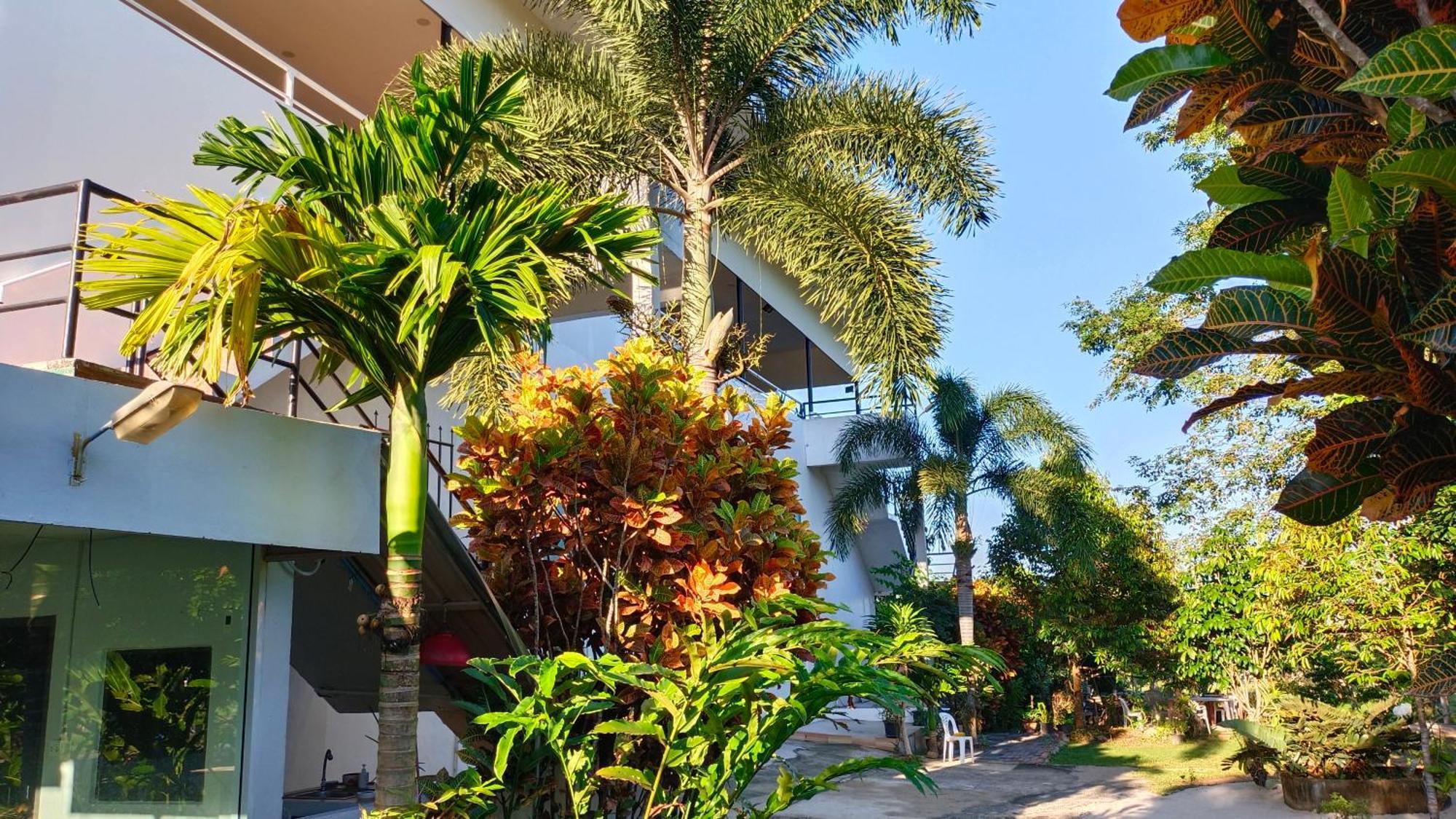 Batikseafood Airport & Room Ban Bo Sai Klang Extérieur photo