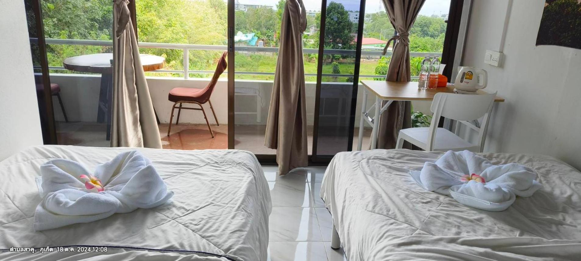 Batikseafood Airport & Room Ban Bo Sai Klang Extérieur photo
