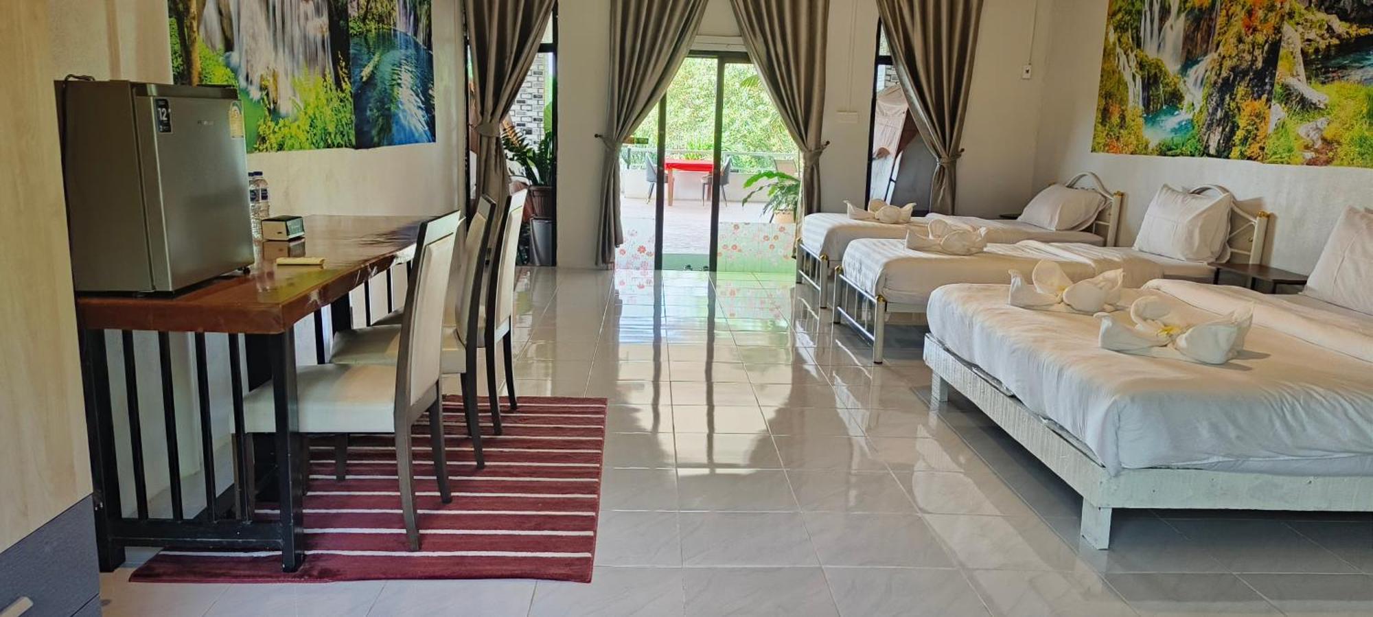Batikseafood Airport & Room Ban Bo Sai Klang Extérieur photo